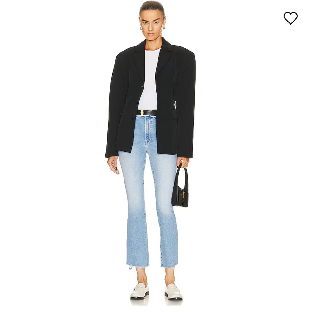 NWT MOTHER The Insider Crop Step Fray
Jeans Limited Edition Size 26